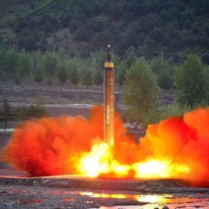 正面临刚美国！朝鲜向全天下公布“2022年彰显国威的军事古迹” ...