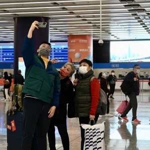 全面规复本地与港澳职员往来，港澳跟团游产物欣赏上涨180% ...