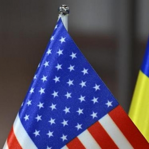 美媒：美国将向乌克兰提供12亿美元军事救济